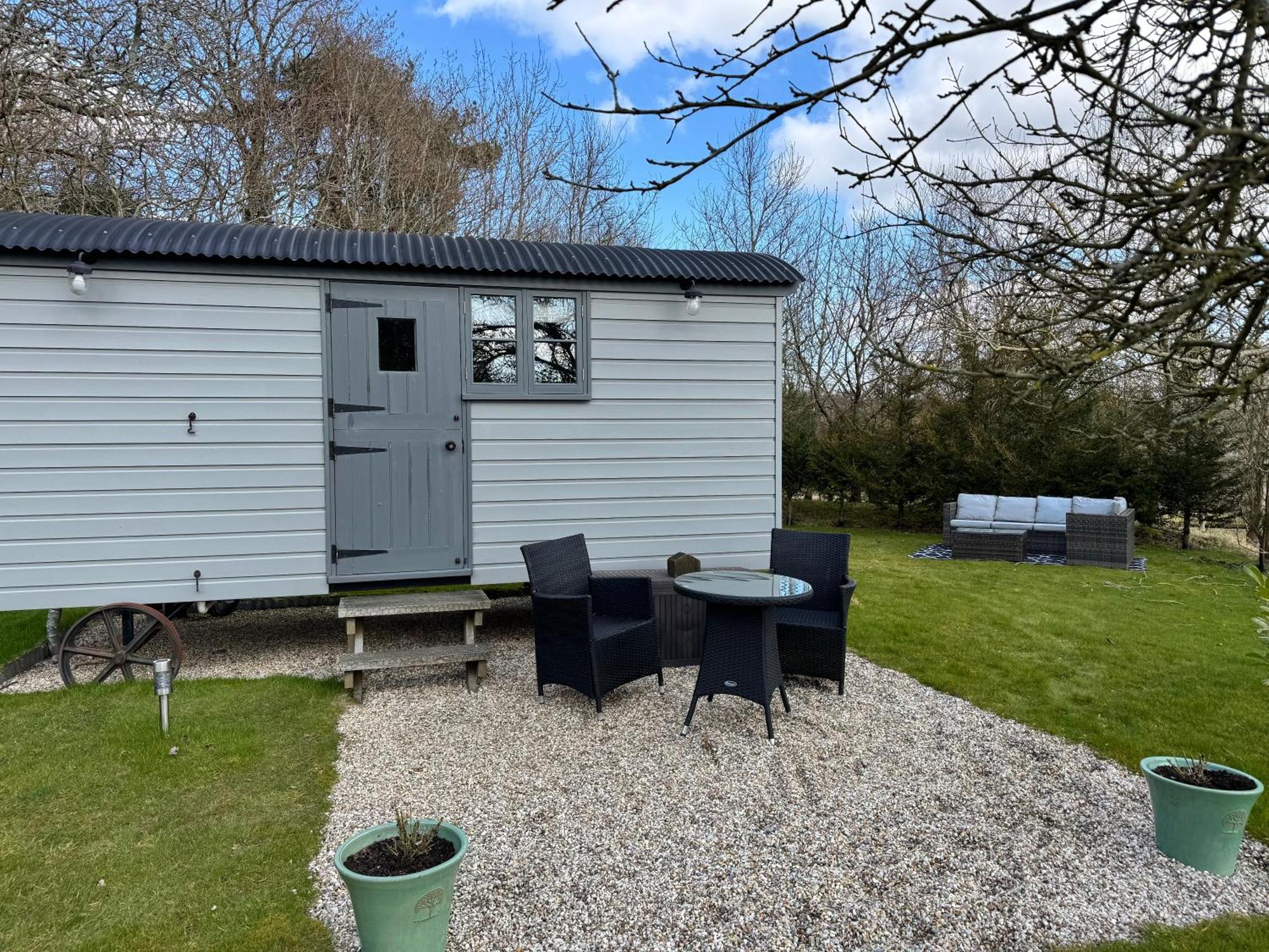 Greatwood Shepherds Hut Баттл Екстер'єр фото